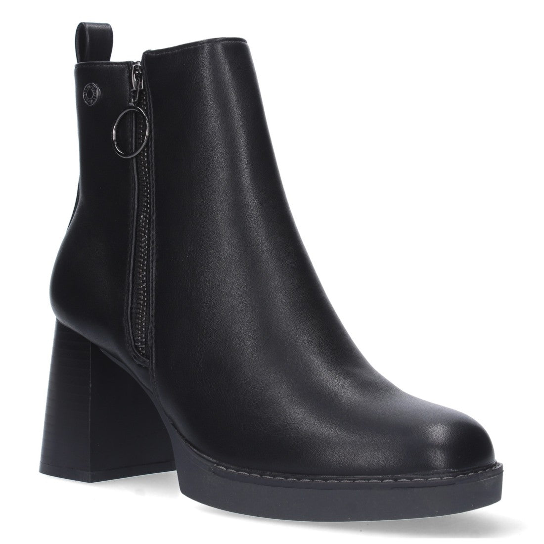 VR3-561-Black