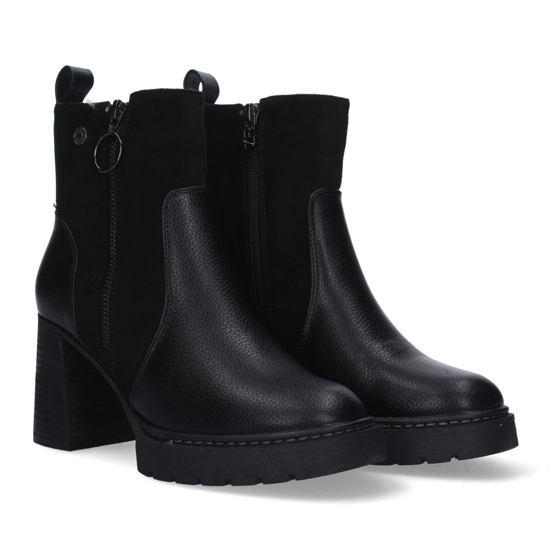 VR3-557-Black