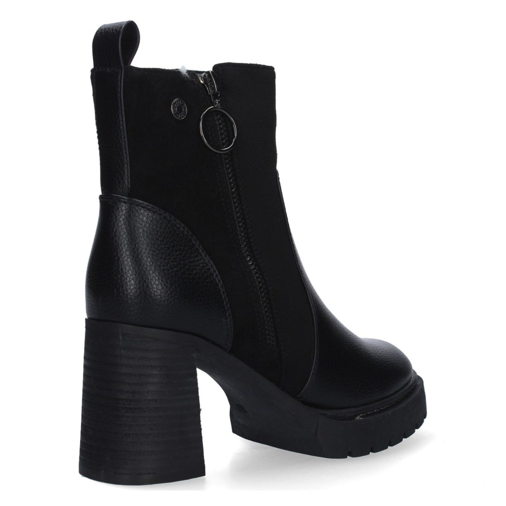 VR3-557-Black