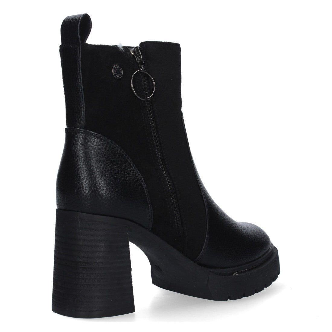 VR3-557-Black