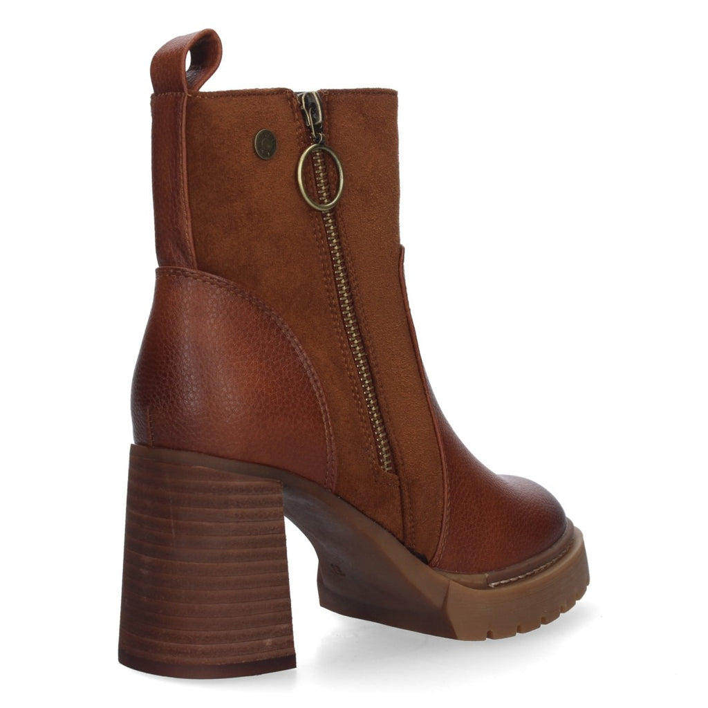 VR3-557-Leather