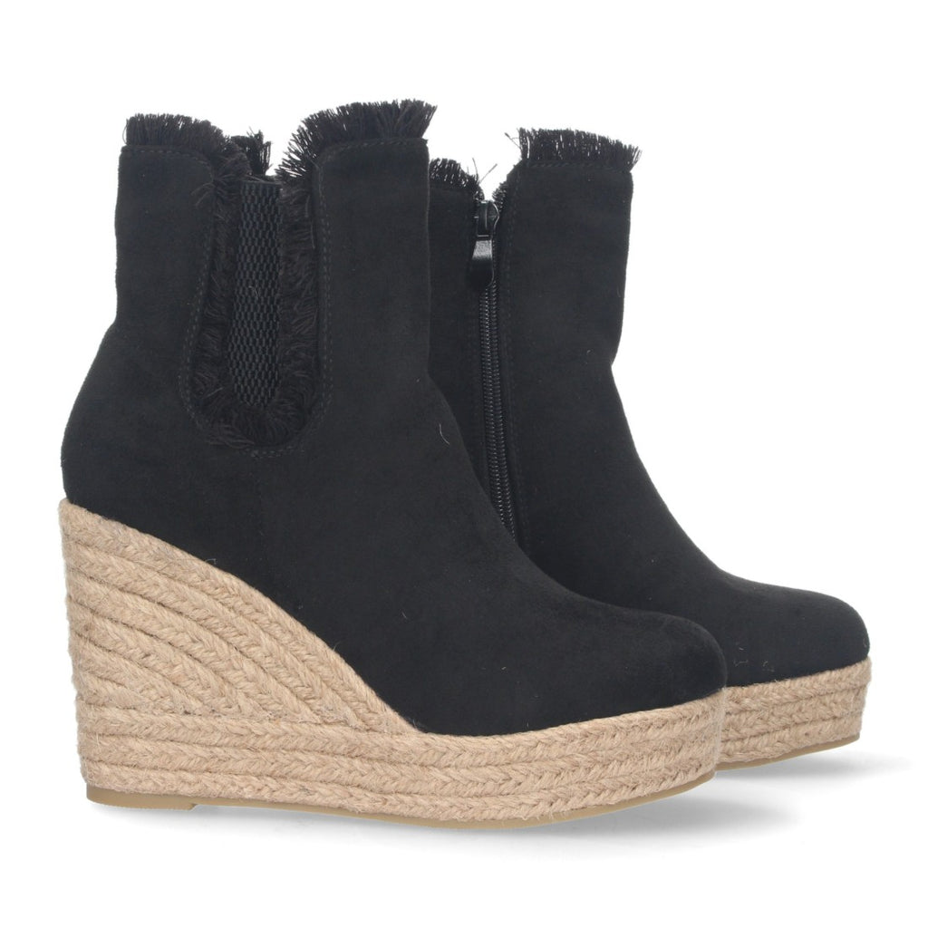 AA-17-Black
