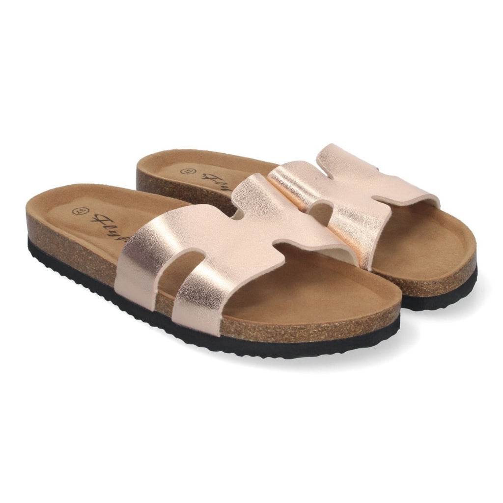M-235-Champagne