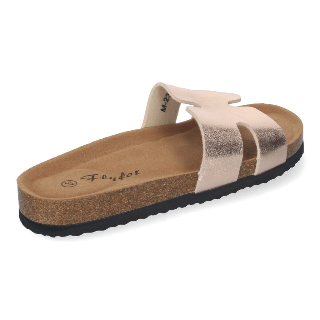 M-235-Champagne