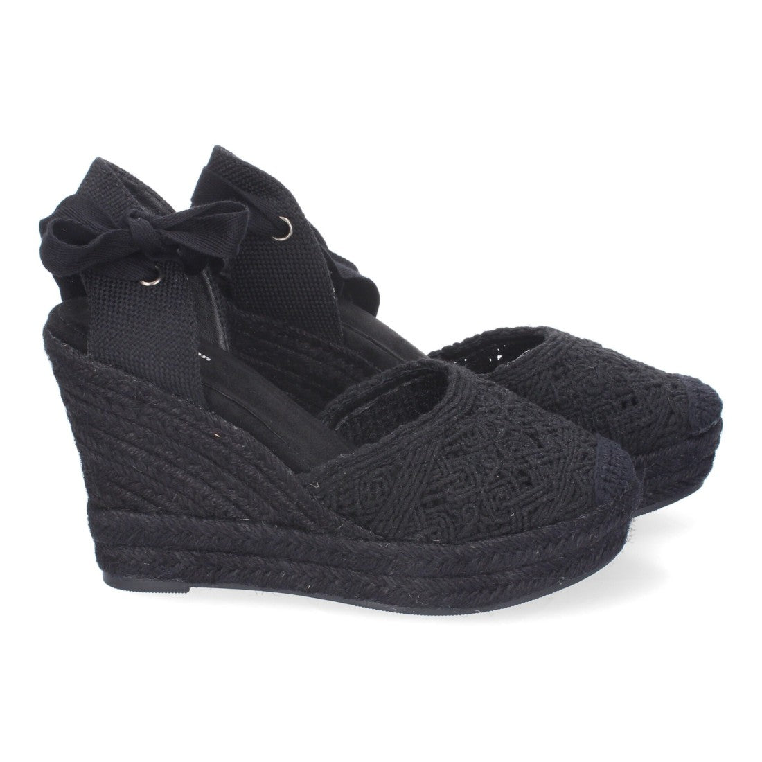 TF1017-Black