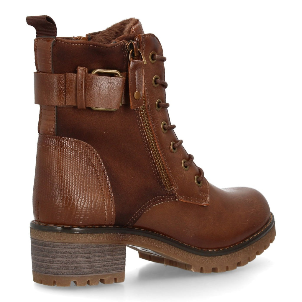 8126-Camel