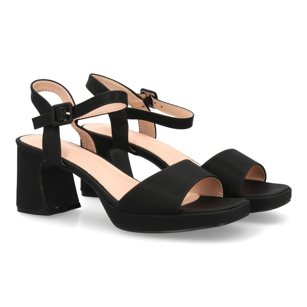 W18-155-Negro