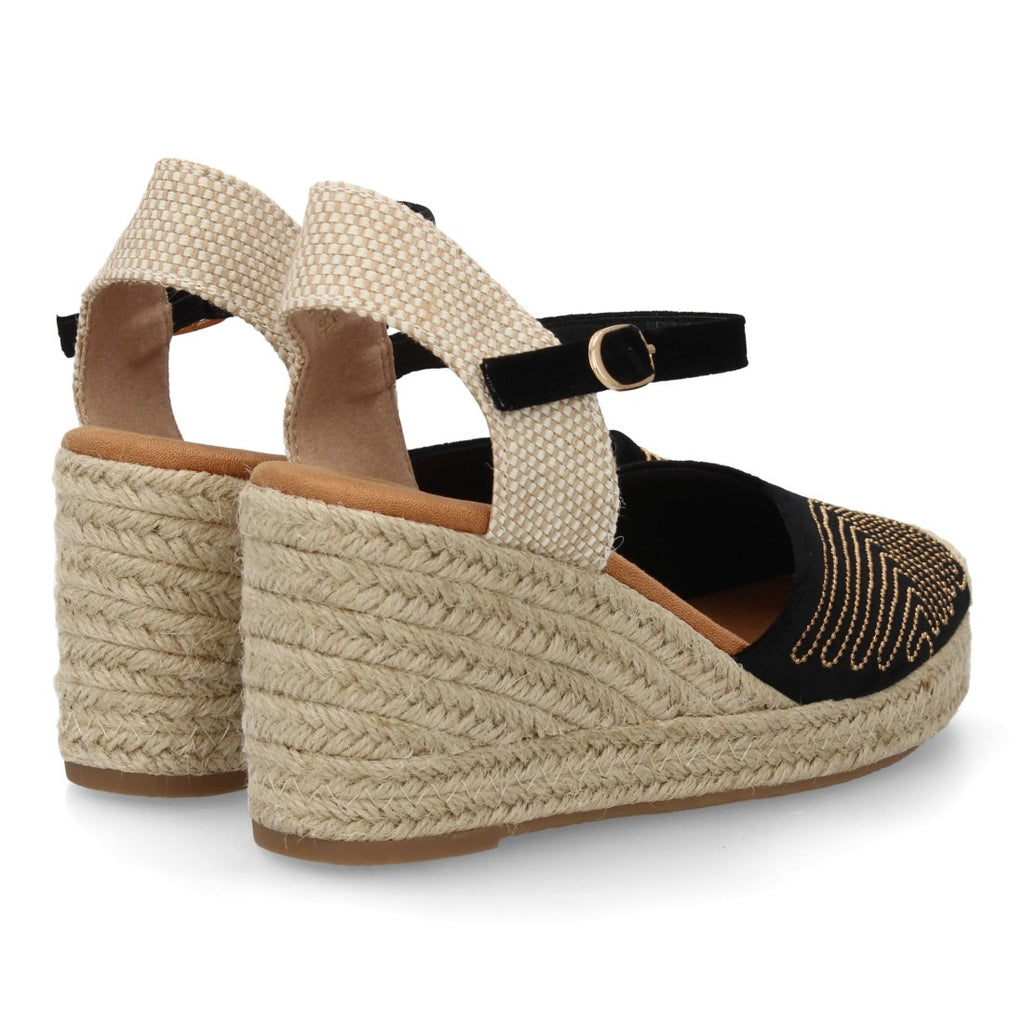 MT-130-Black