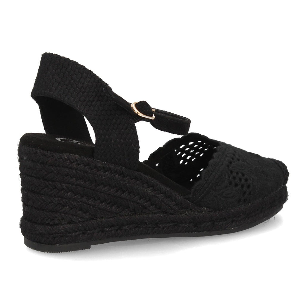 MT-82-Black