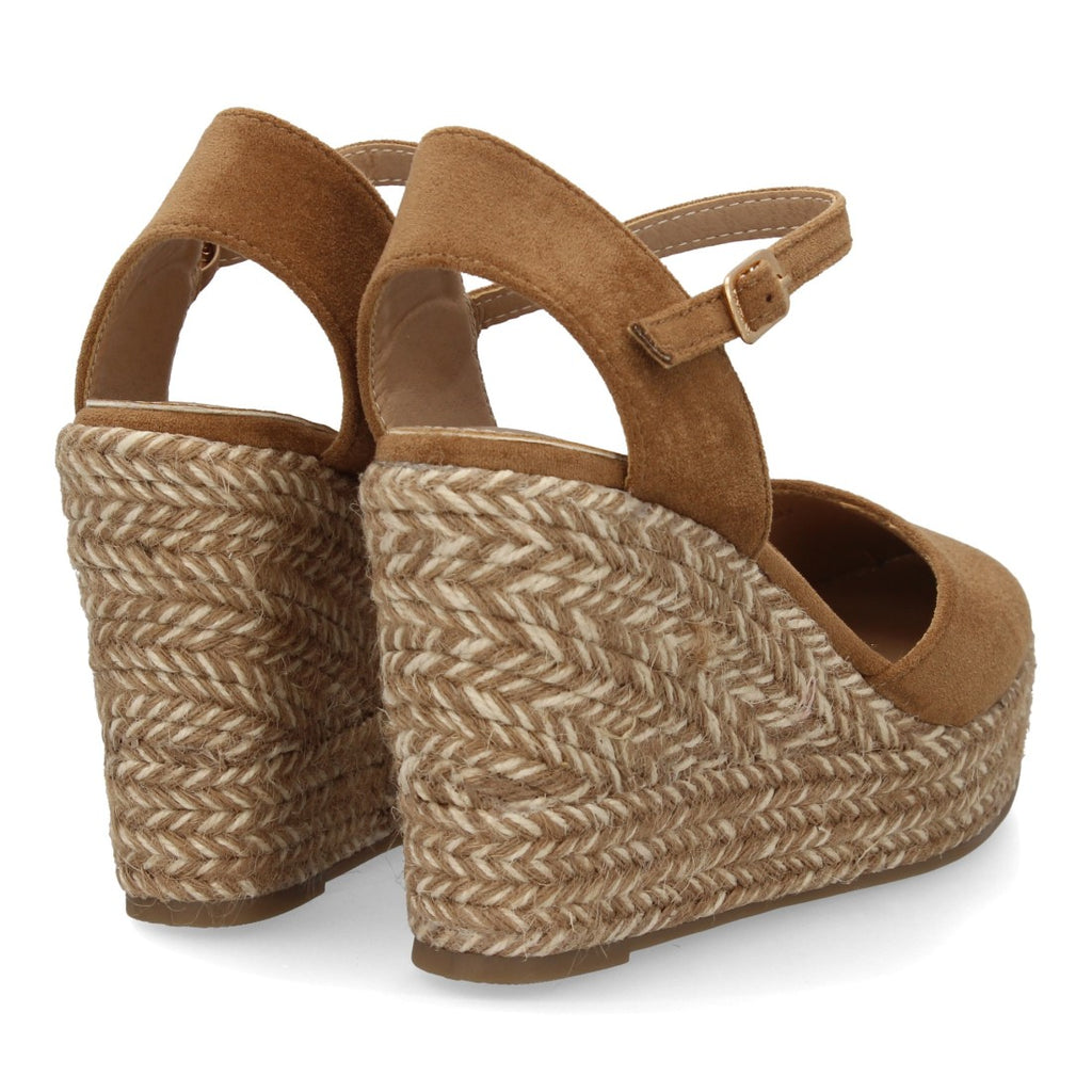 X5-558-Camel