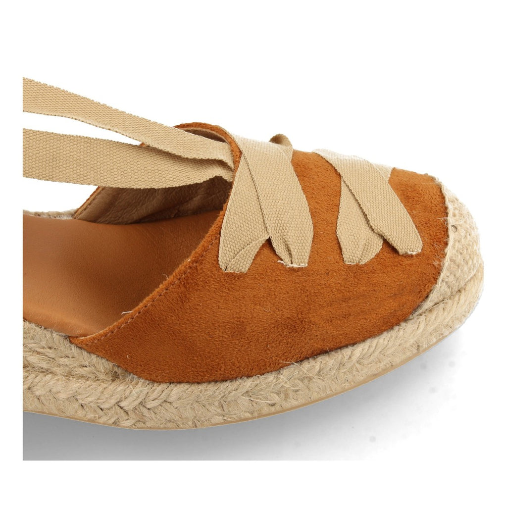 SB-22004-Camel