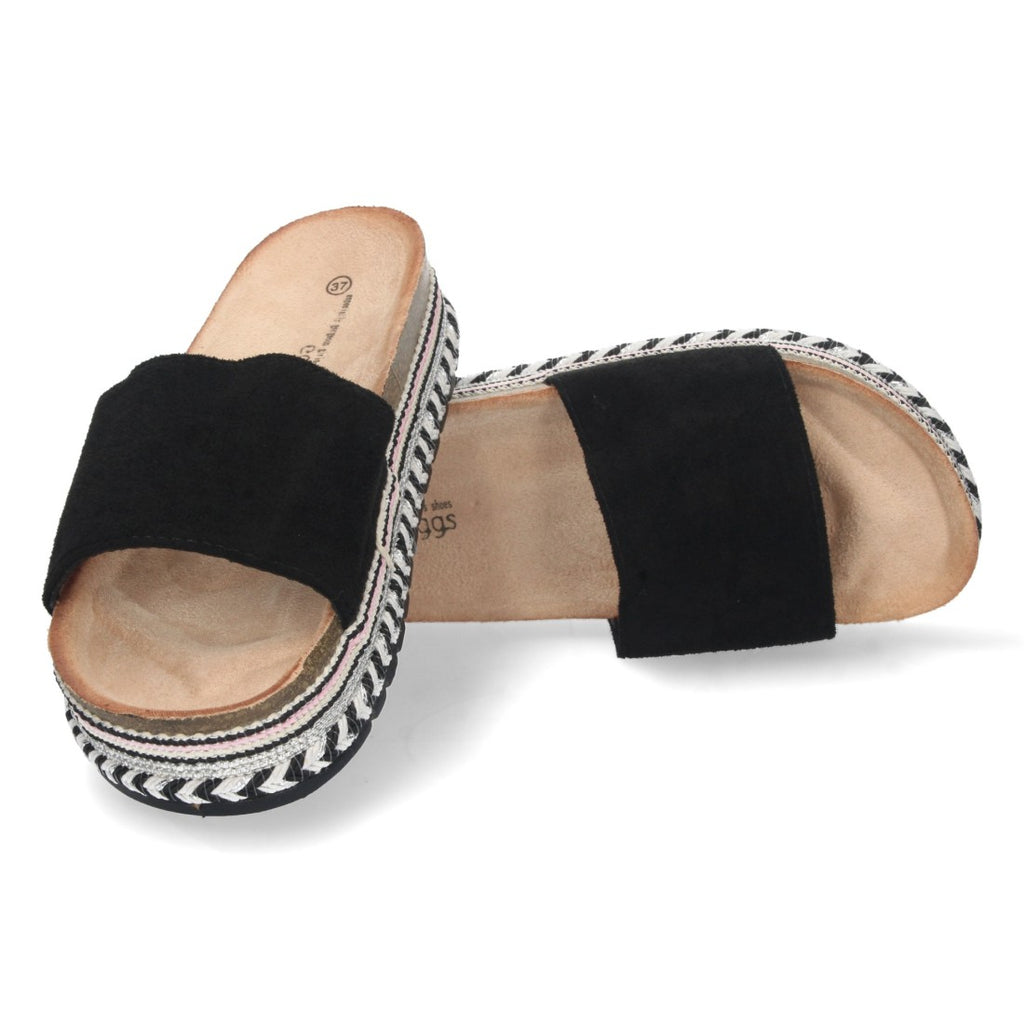 TC-710-Black