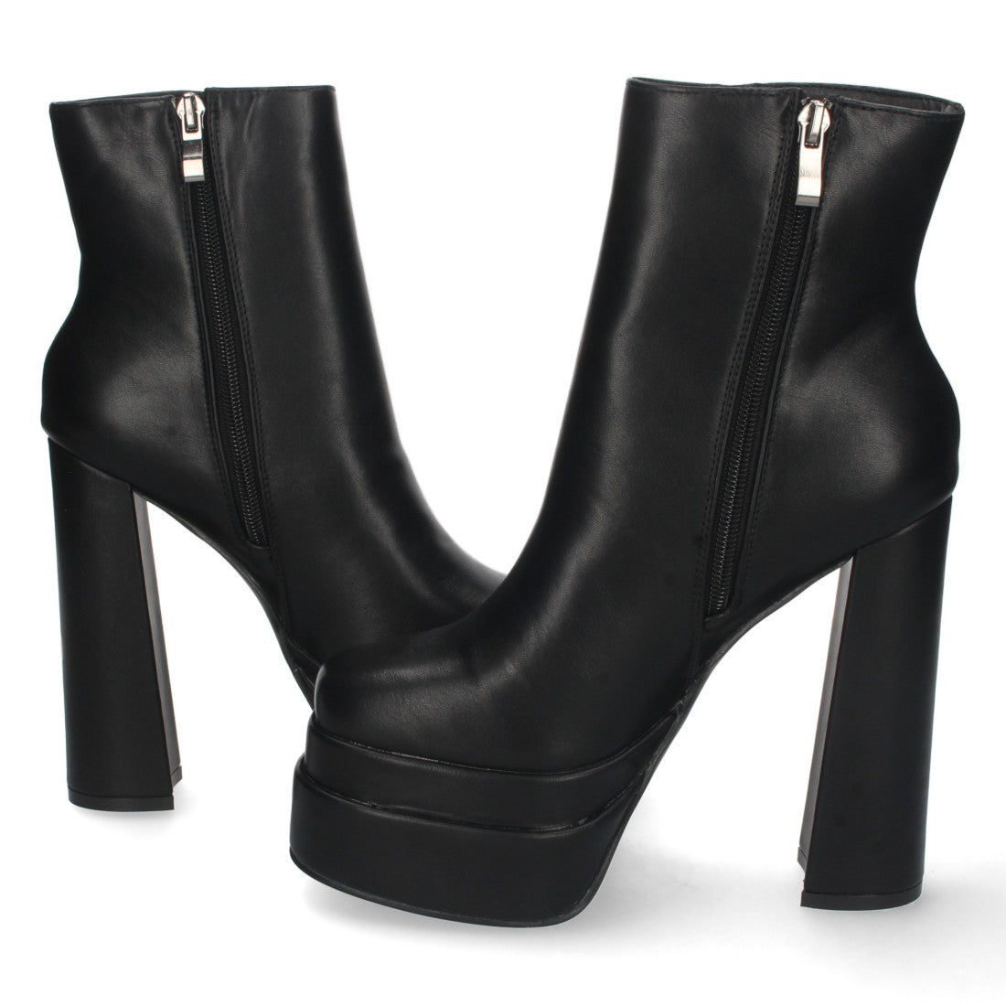 588-26-Black