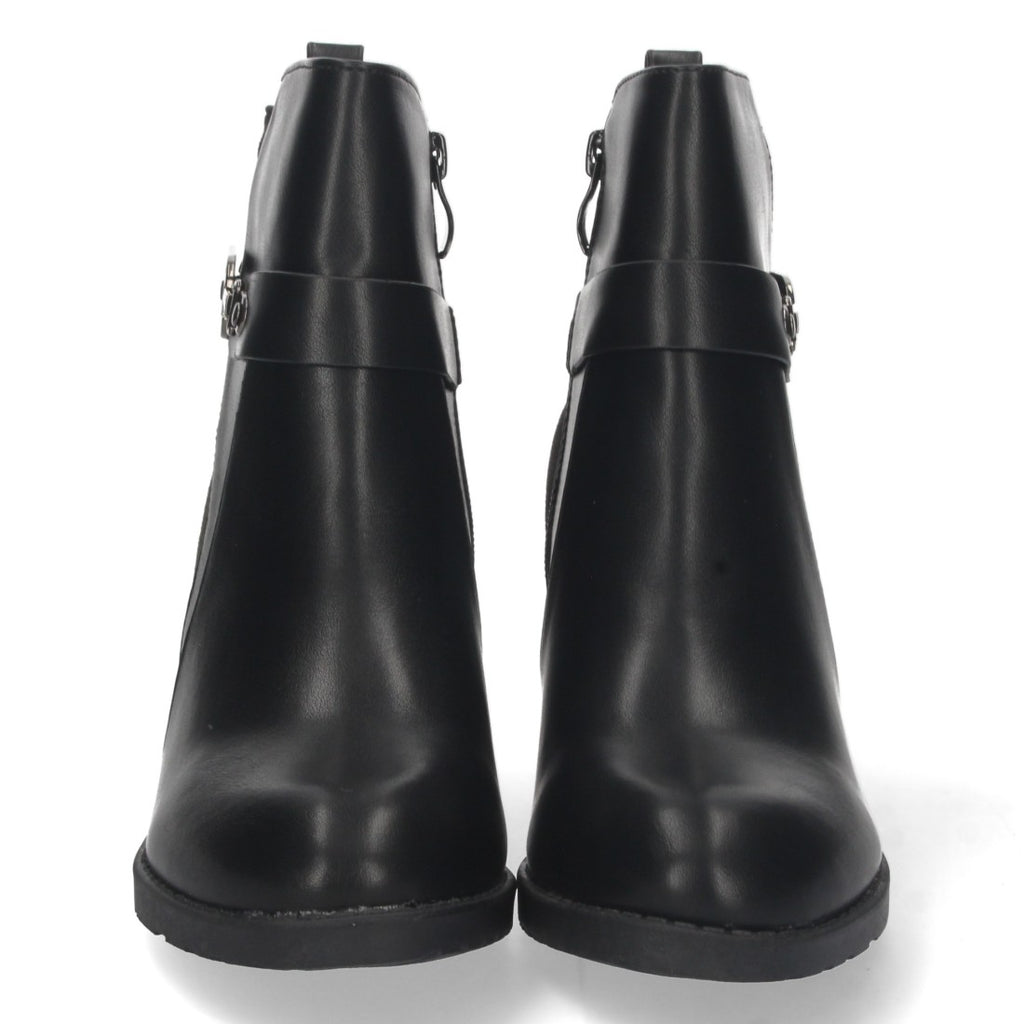YC8557-Black