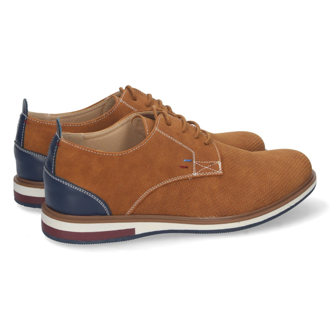 R40-Camel