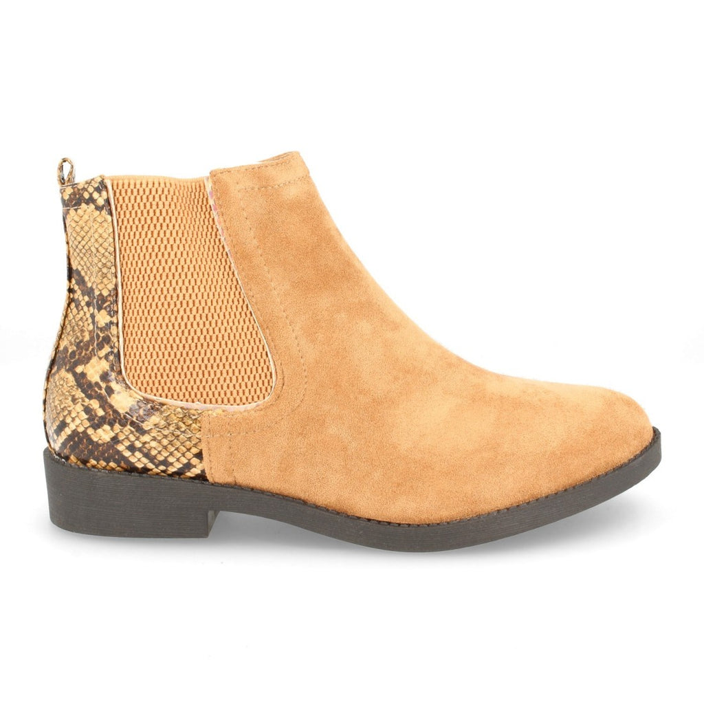 YZ19-28-Camel
